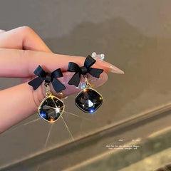 WJ-166 Bow Shape Korean Earrings – Elegant Aesthetic Drop Earrings