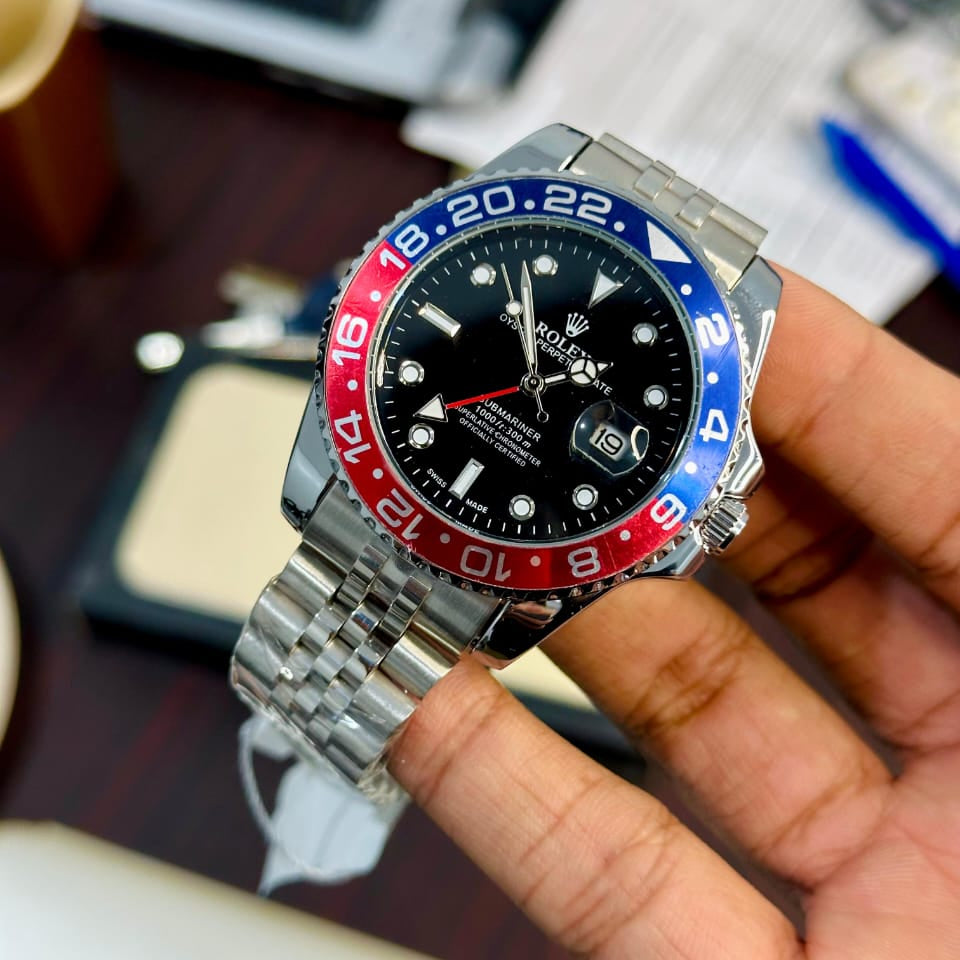 Classic Luxury Men’s Watch – Silver & Black Tone Analog Timepiece for Daily & Formal Wear