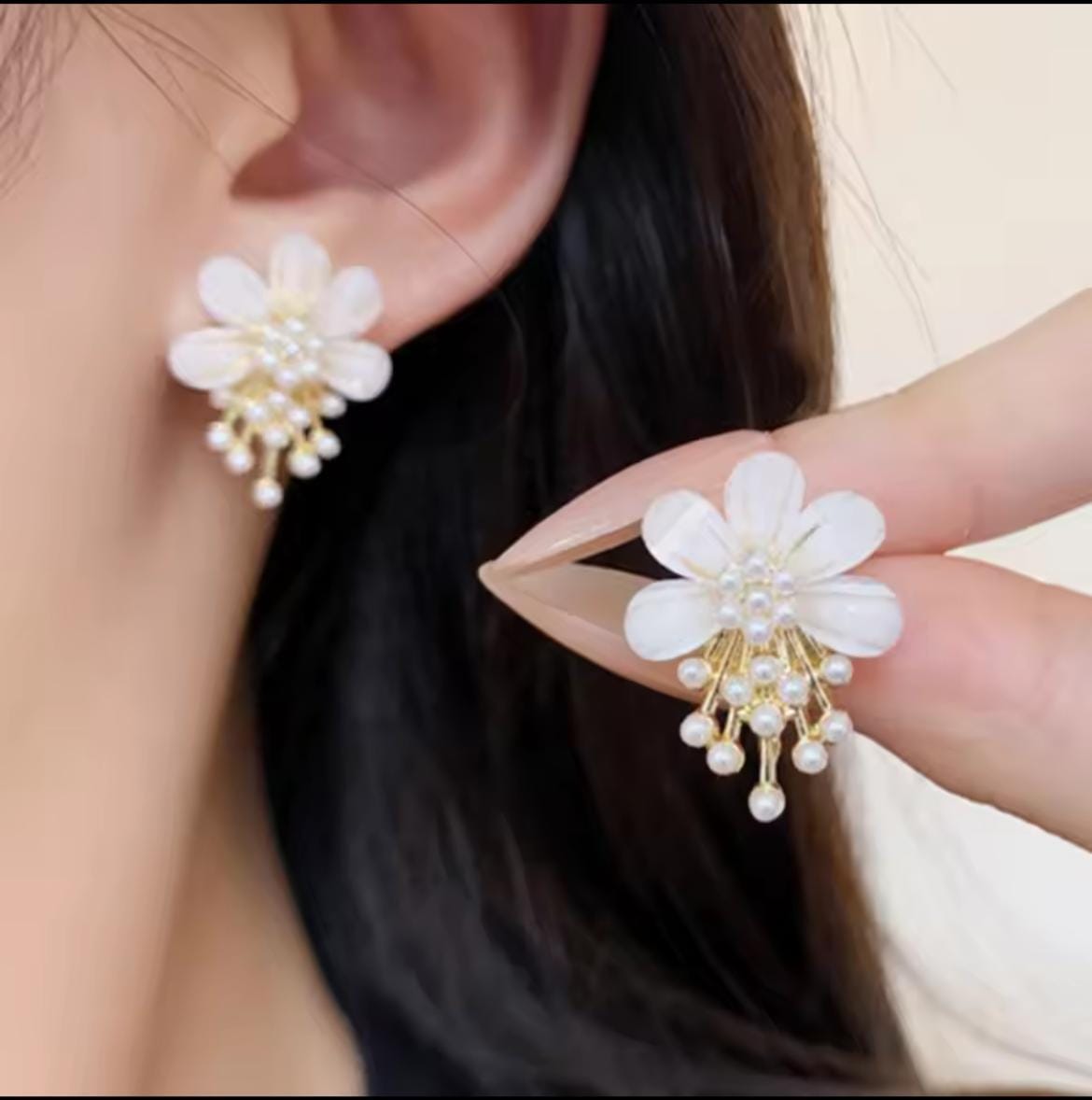 ZJX-162 Flower Pearl Korean Earrings – Gold Floral Drop Earrings